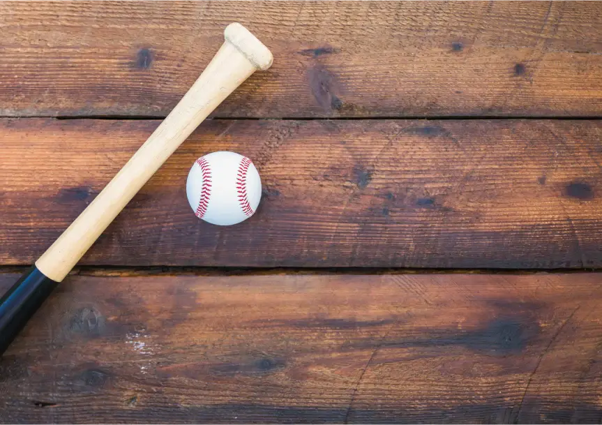 Fastpitch vs Slowpitch Softball Guide — What’s the Difference?